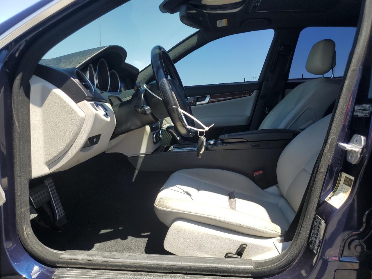 2012 MERCEDES-BENZ C-CLASS
