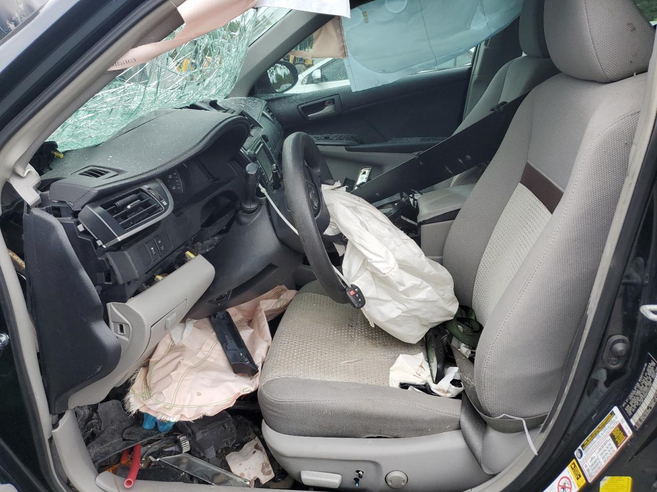 2012 TOYOTA CAMRY