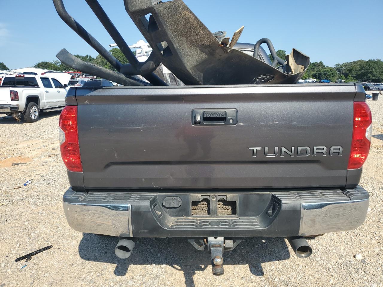 2016 TOYOTA TUNDRA