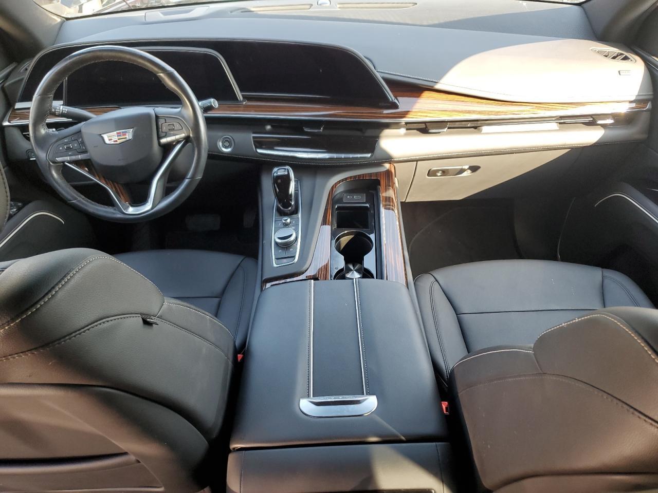 2022 CADILLAC ESCALADE