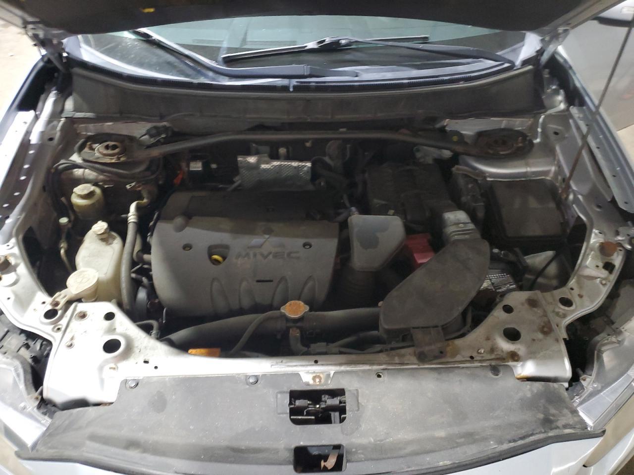 2011 MITSUBISHI outlander