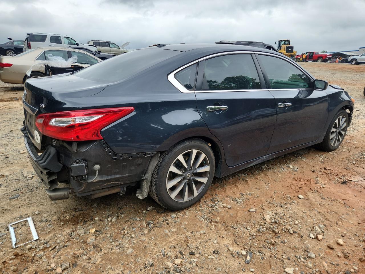 2017 NISSAN ALTIMA