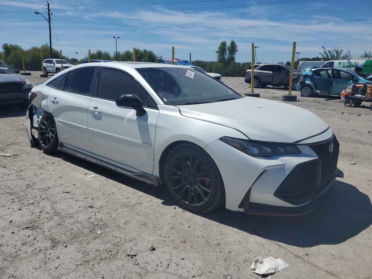 2020 TOYOTA Avalon