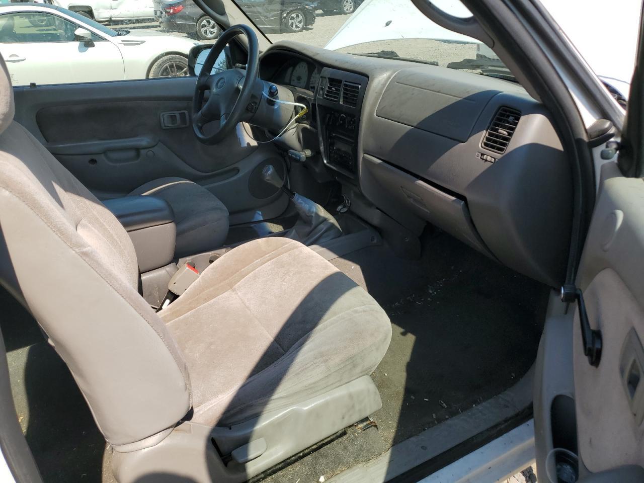 2004 TOYOTA TACOMA