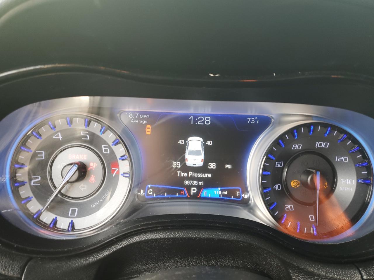 2019 CHRYSLER 300