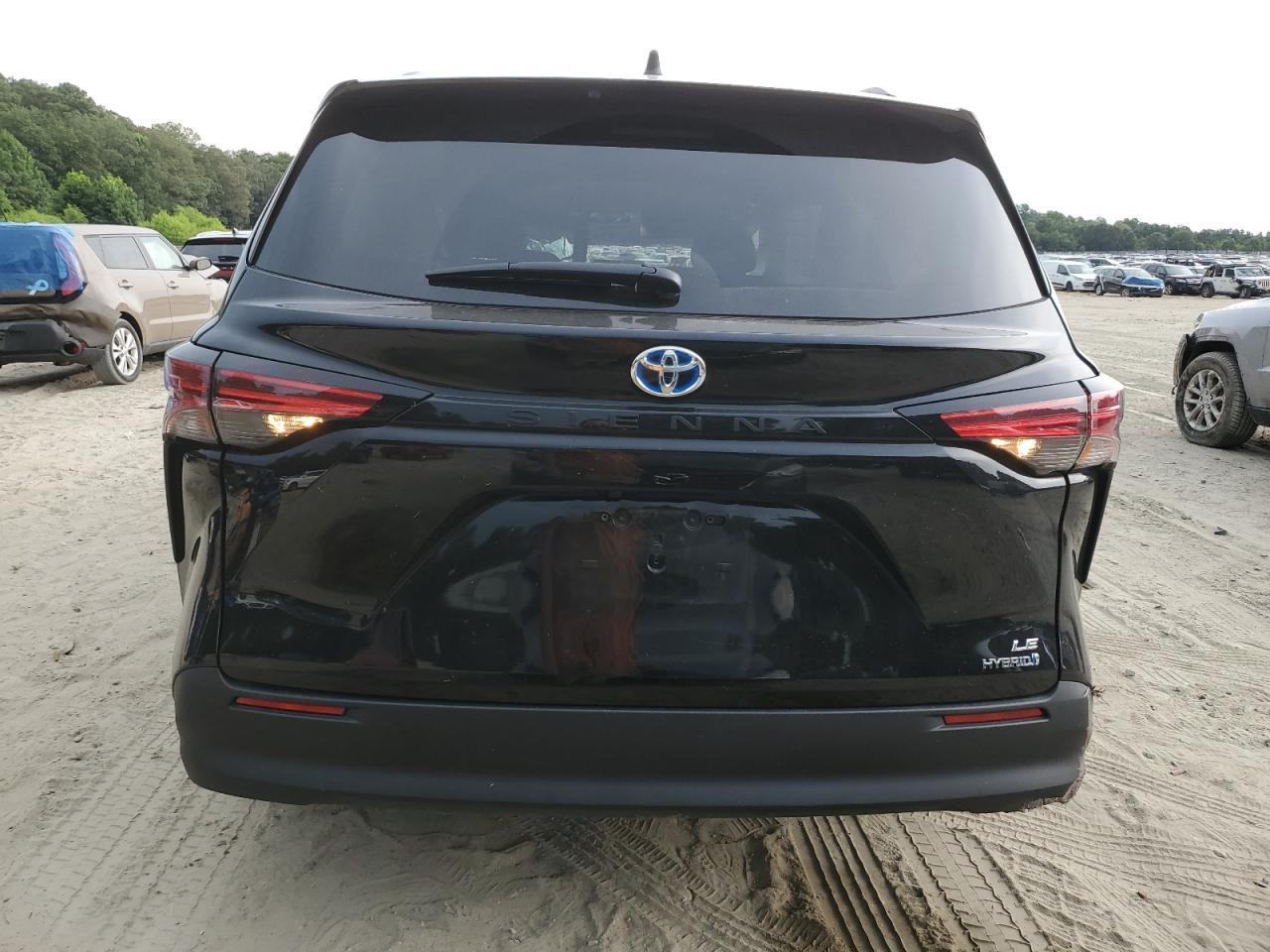 2022 TOYOTA SIENNA