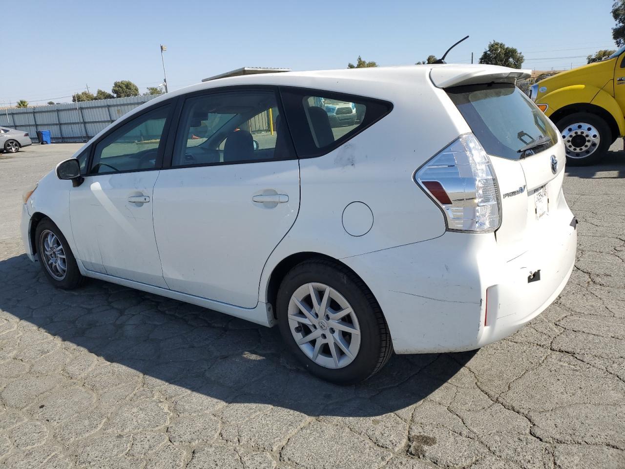 2013 TOYOTA PRIUS V