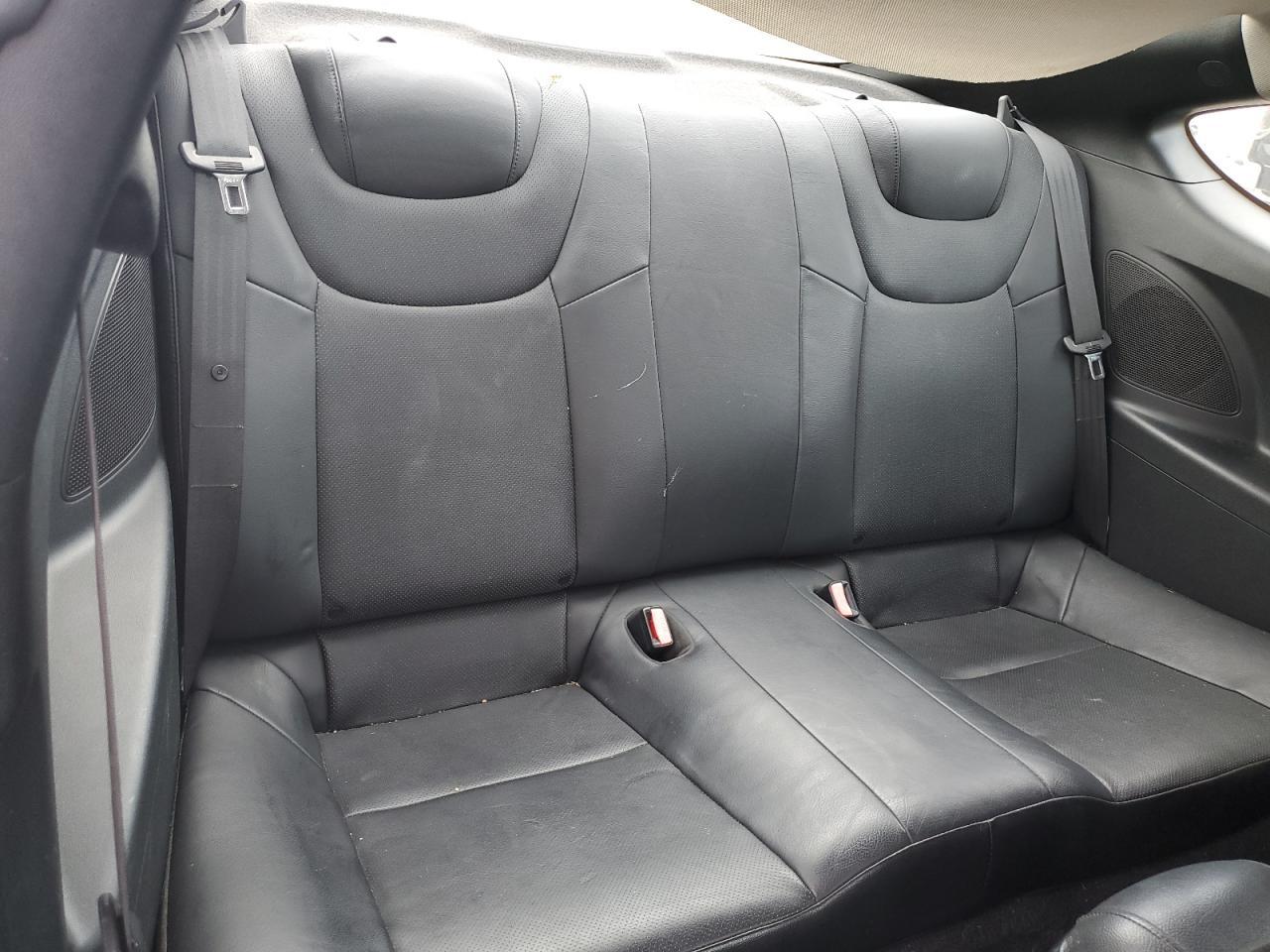 2010 HYUNDAI GENESIS