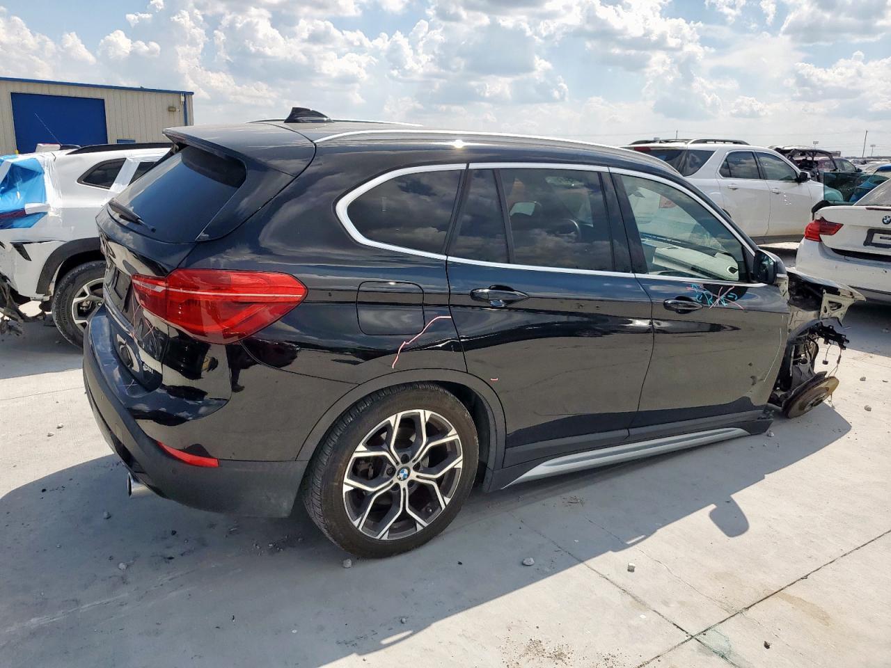 2021 BMW X1