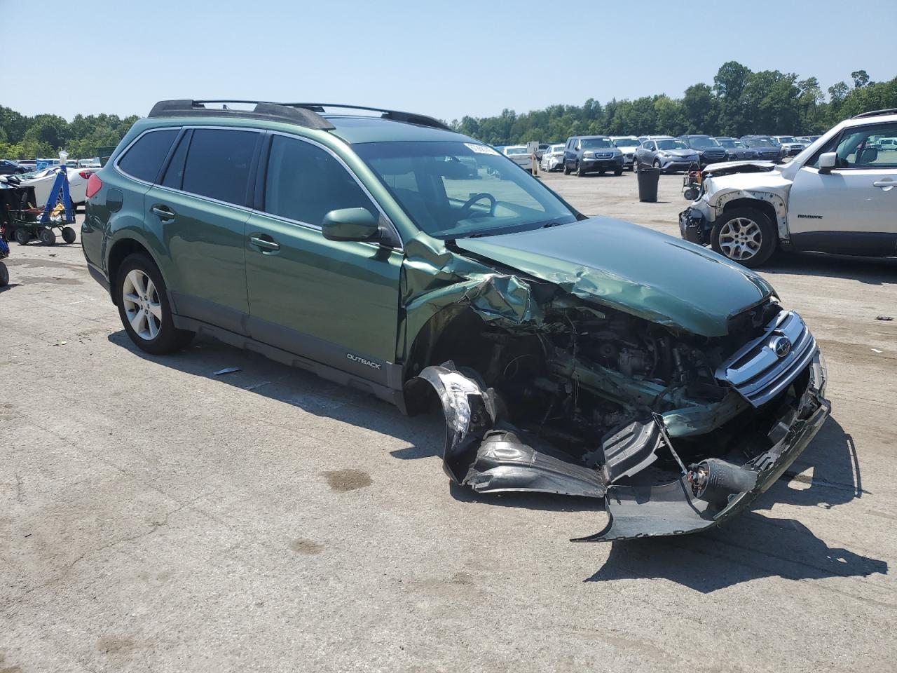 2013 SUBARU Outback