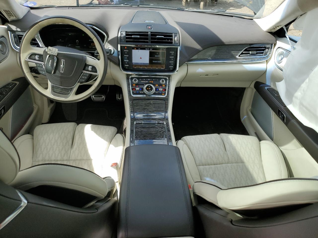 2017 LINCOLN Continental