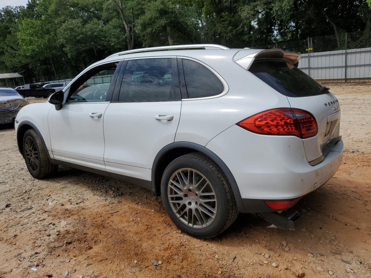 2014 PORSCHE CAYENNE