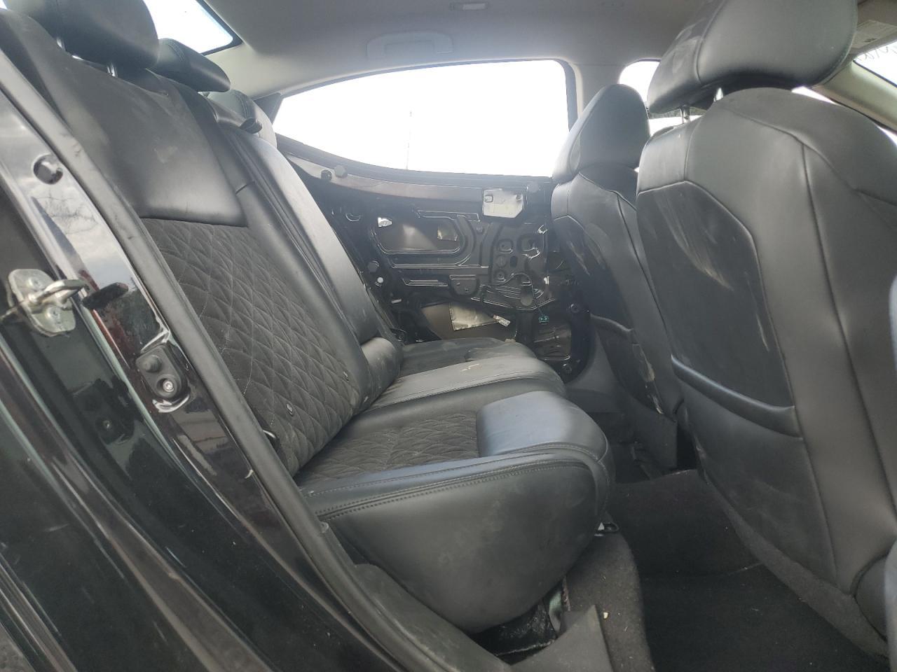 2016 NISSAN Maxima