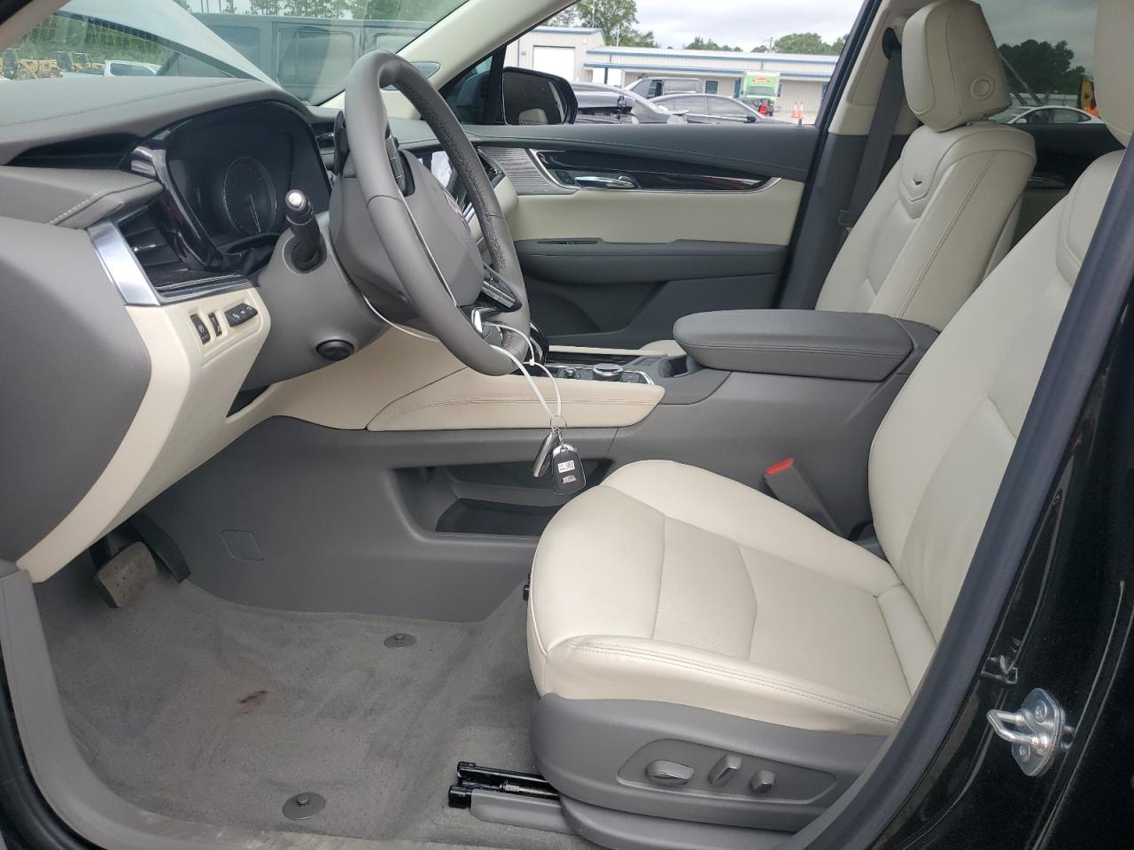 2025 CADILLAC XT6