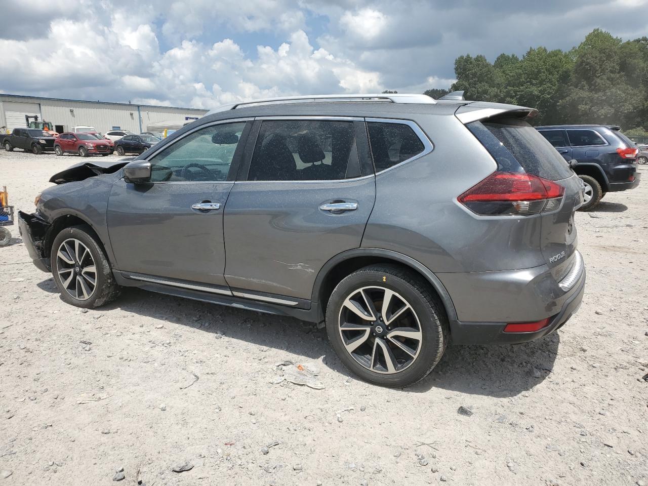 2018 NISSAN ROGUE