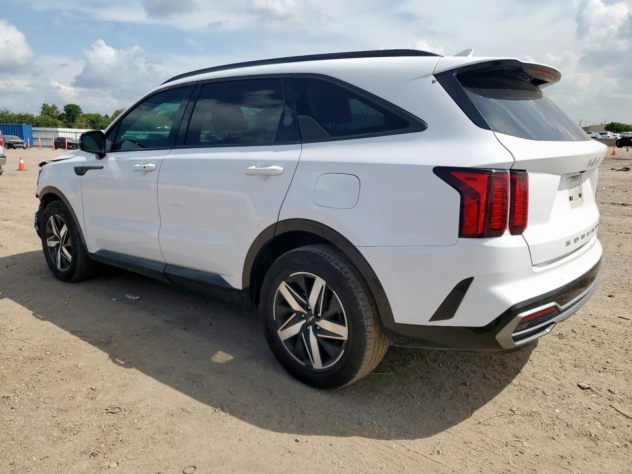 2022 KIA SORENTO