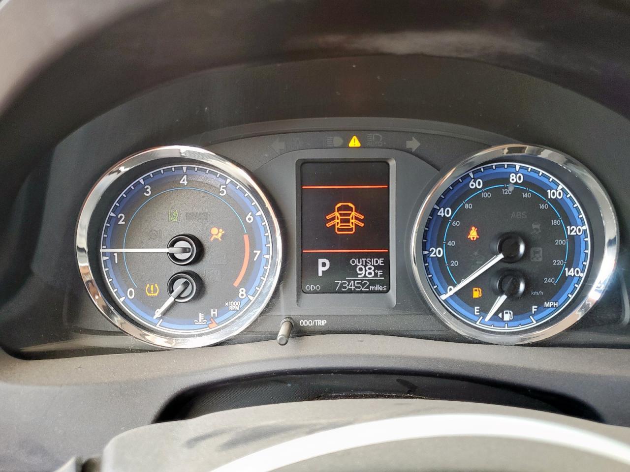 2019 TOYOTA COROLLA