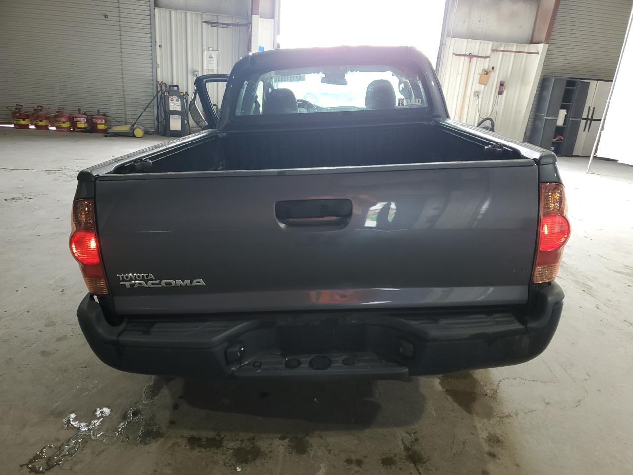 2015 TOYOTA TACOMA