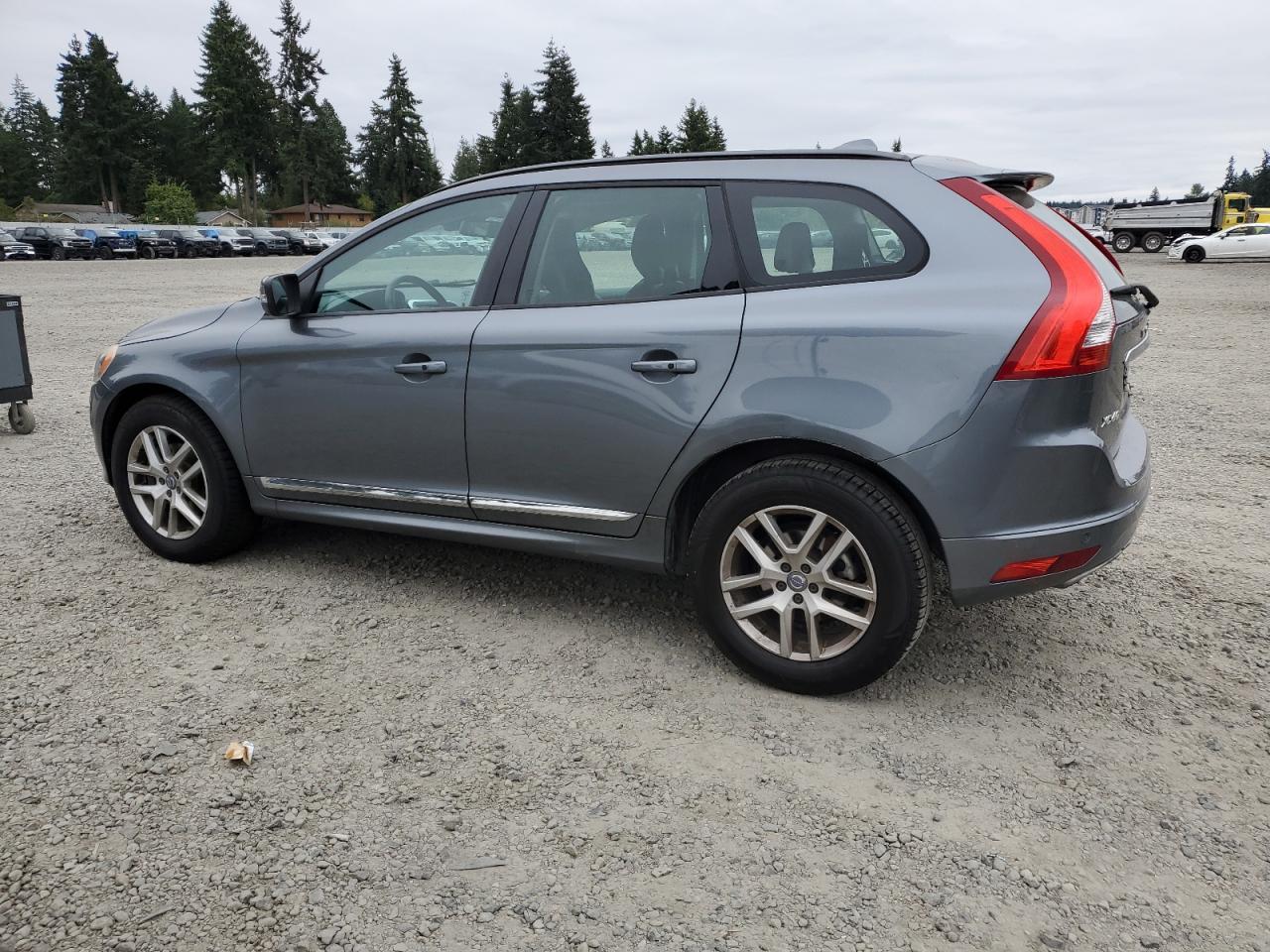 2017 VOLVO XC60