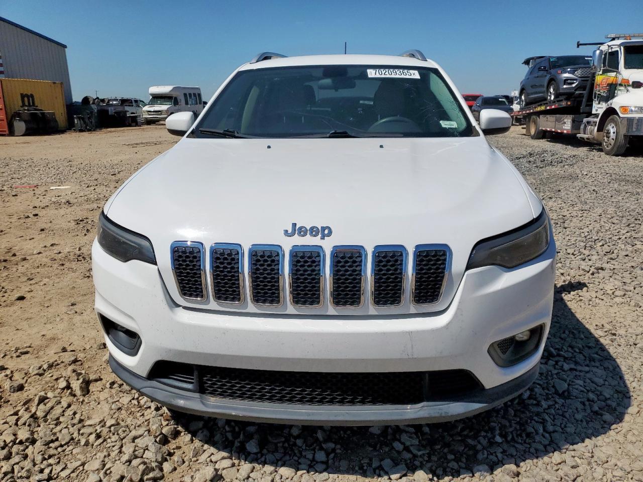 2019 JEEP CHEROKEE