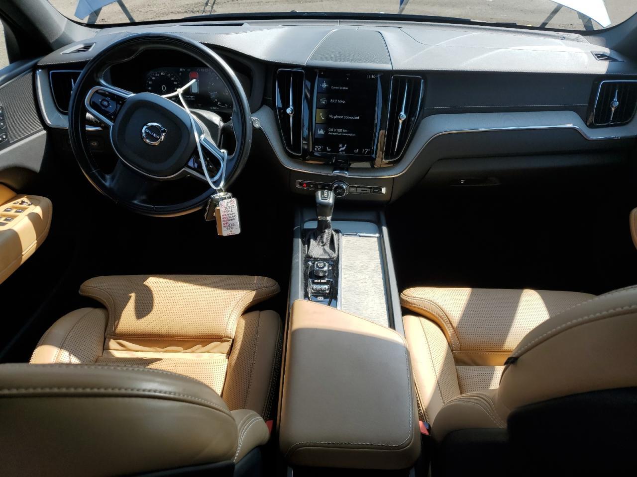 2018 VOLVO XC60