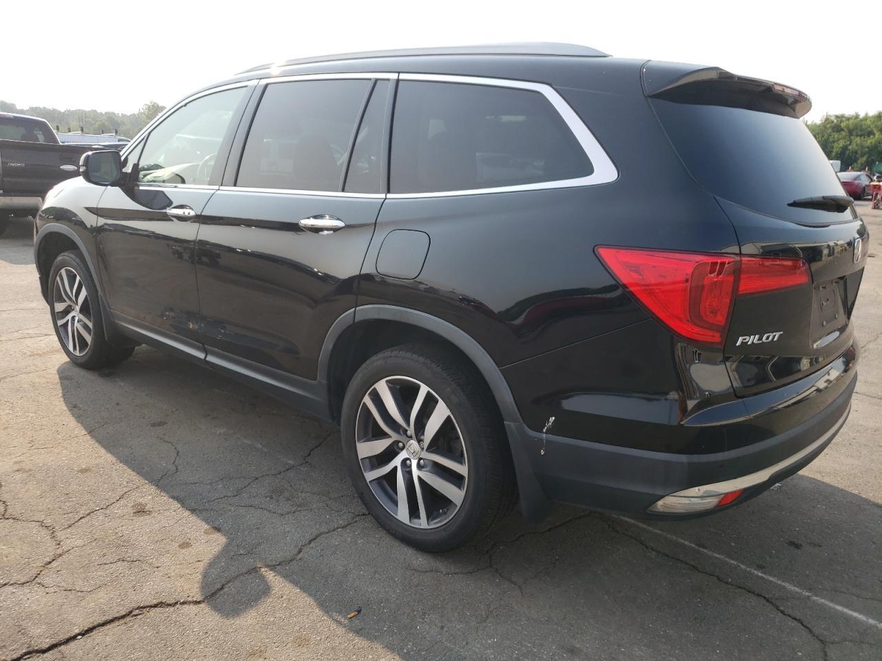 2017 HONDA PILOT