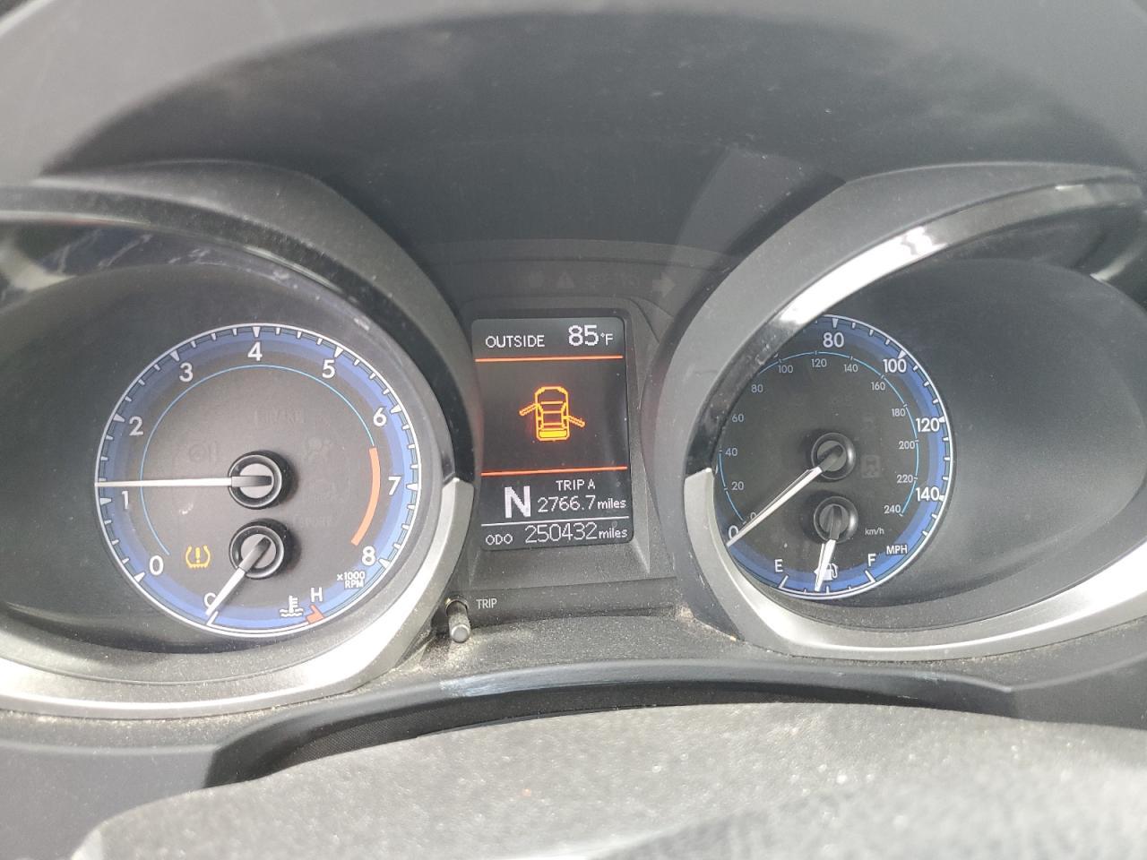 2014 TOYOTA COROLLA