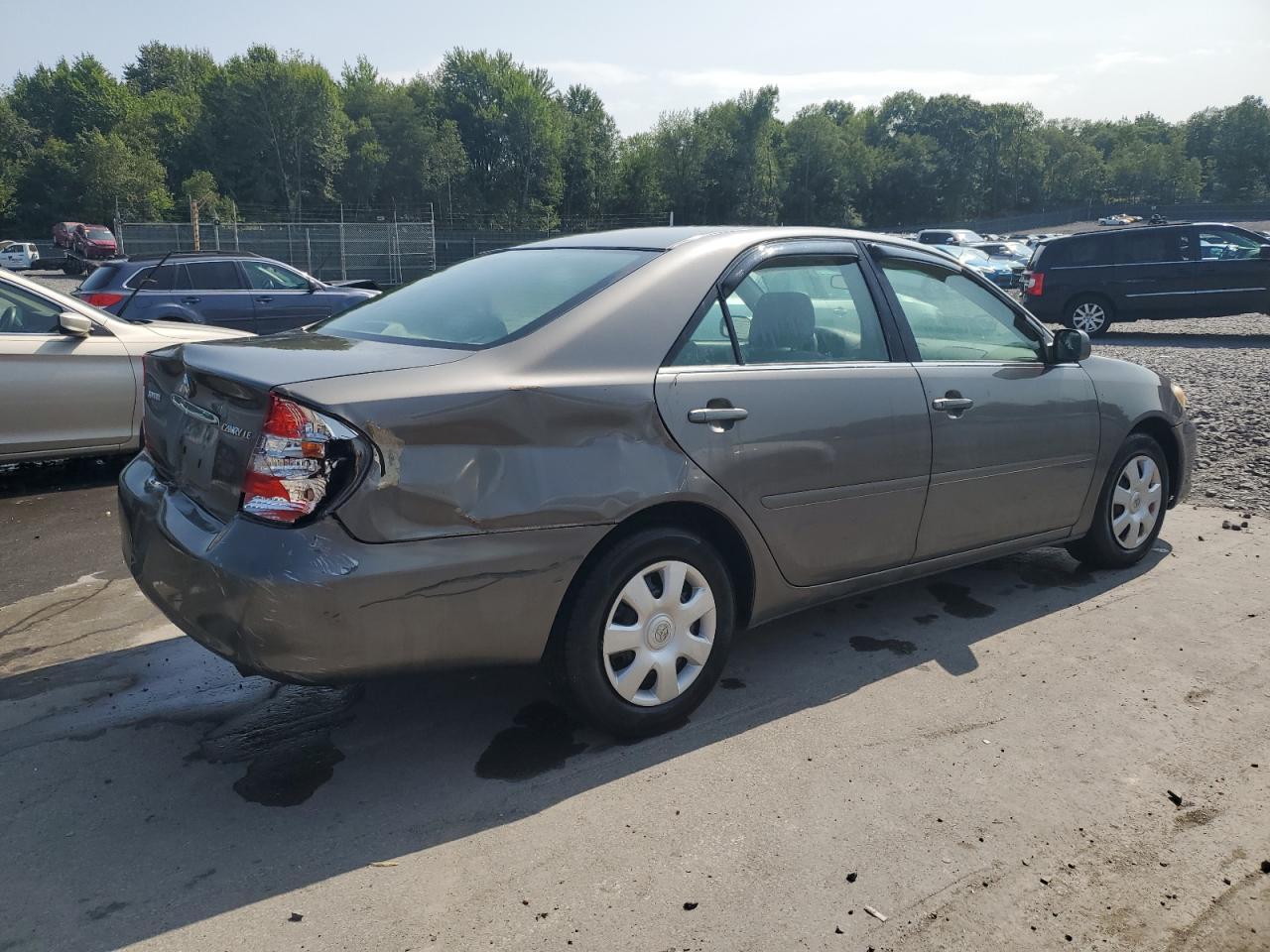 2004 TOYOTA CAMRY