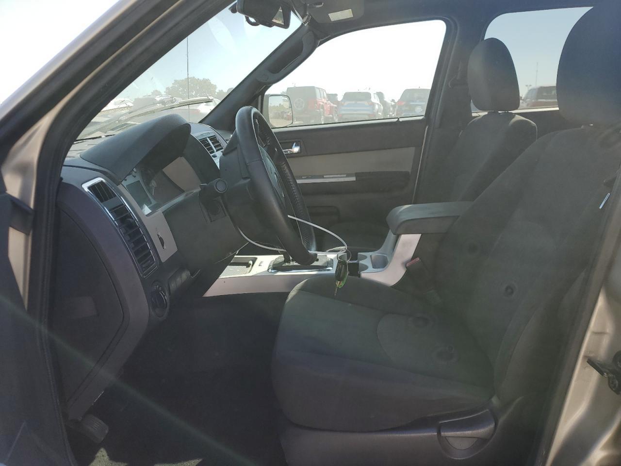 2011 MERCURY Mariner