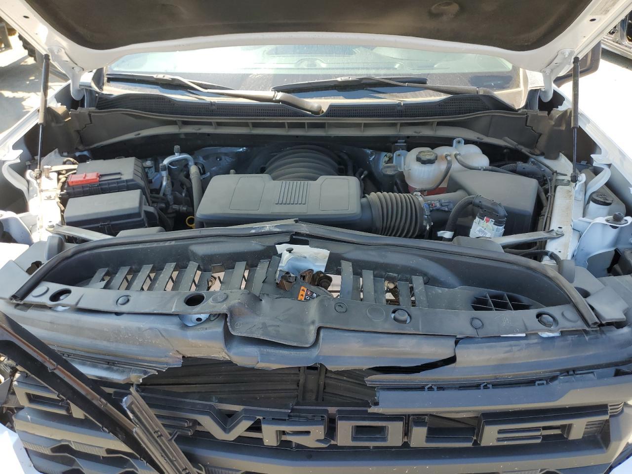 2025 CHEVROLET Silverado