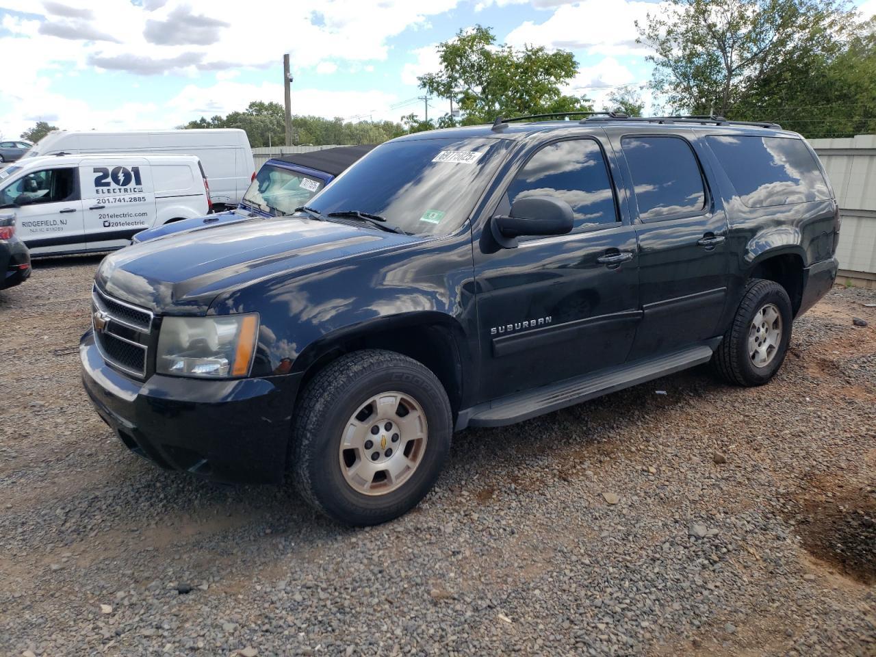 2011 CHEVROLET Suburban
