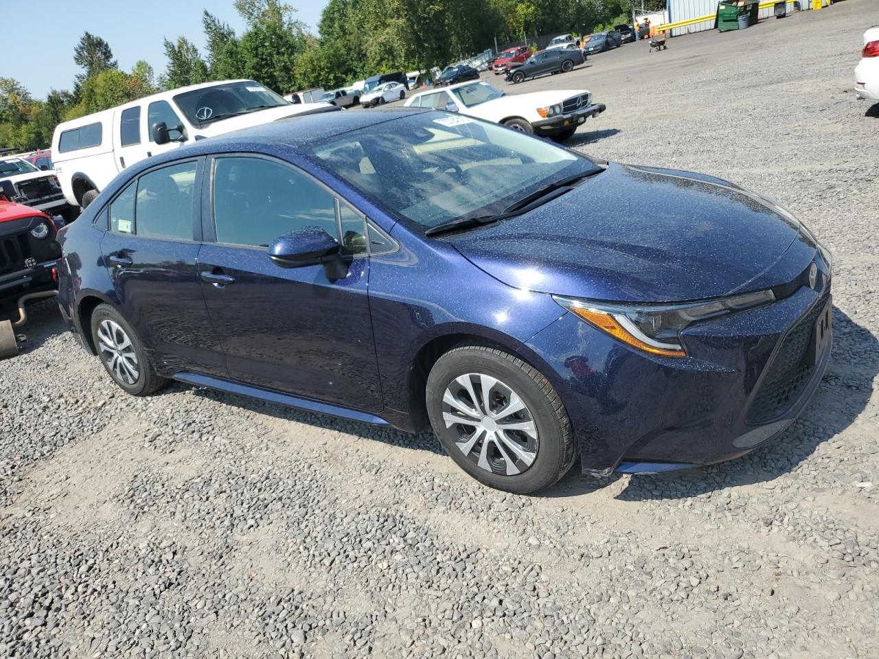 2022 TOYOTA COROLLA