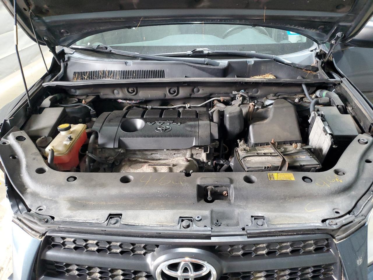 2011 TOYOTA RAV4