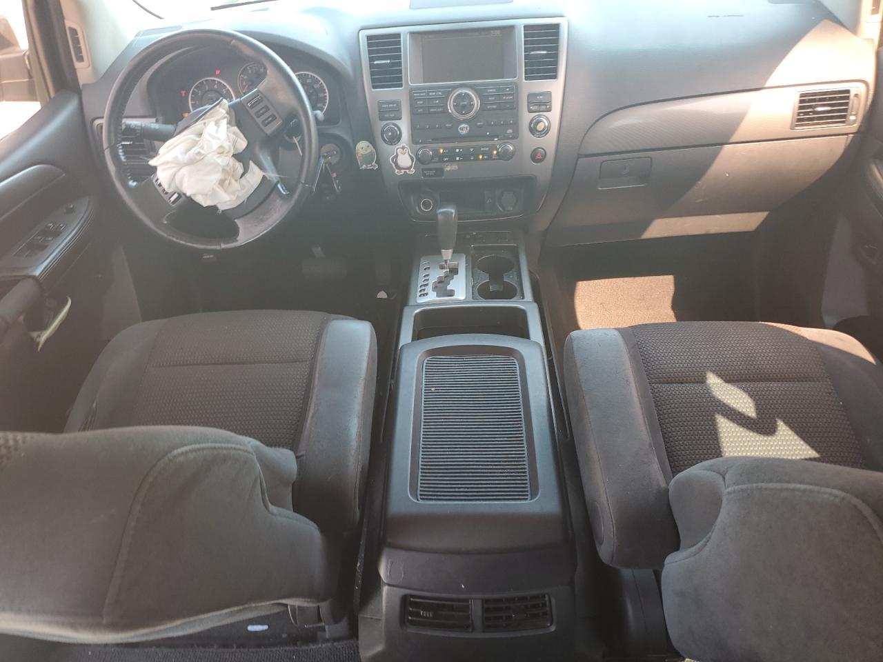 2010 NISSAN Armada