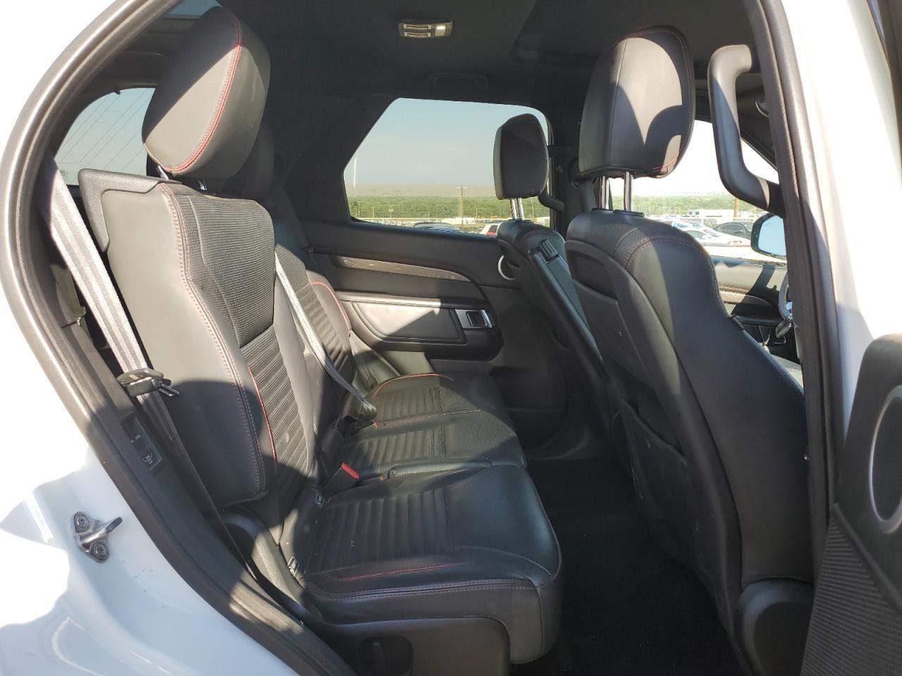 2017 LAND ROVER Discovery