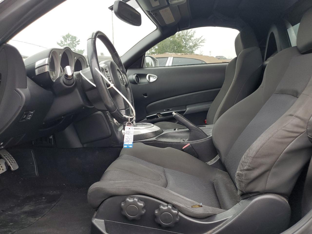 2006 NISSAN Z