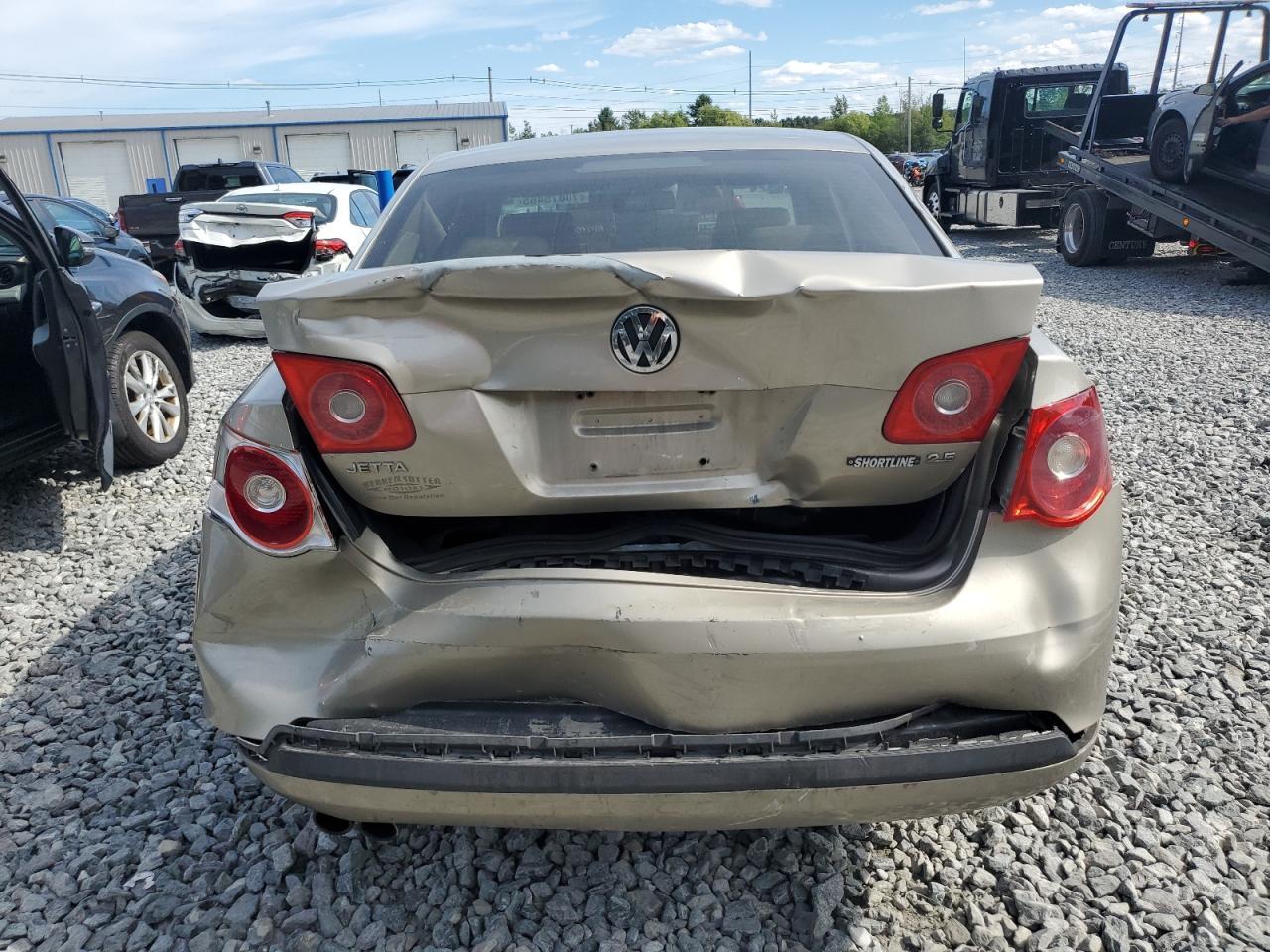 2005 VOLKSWAGEN JETTA