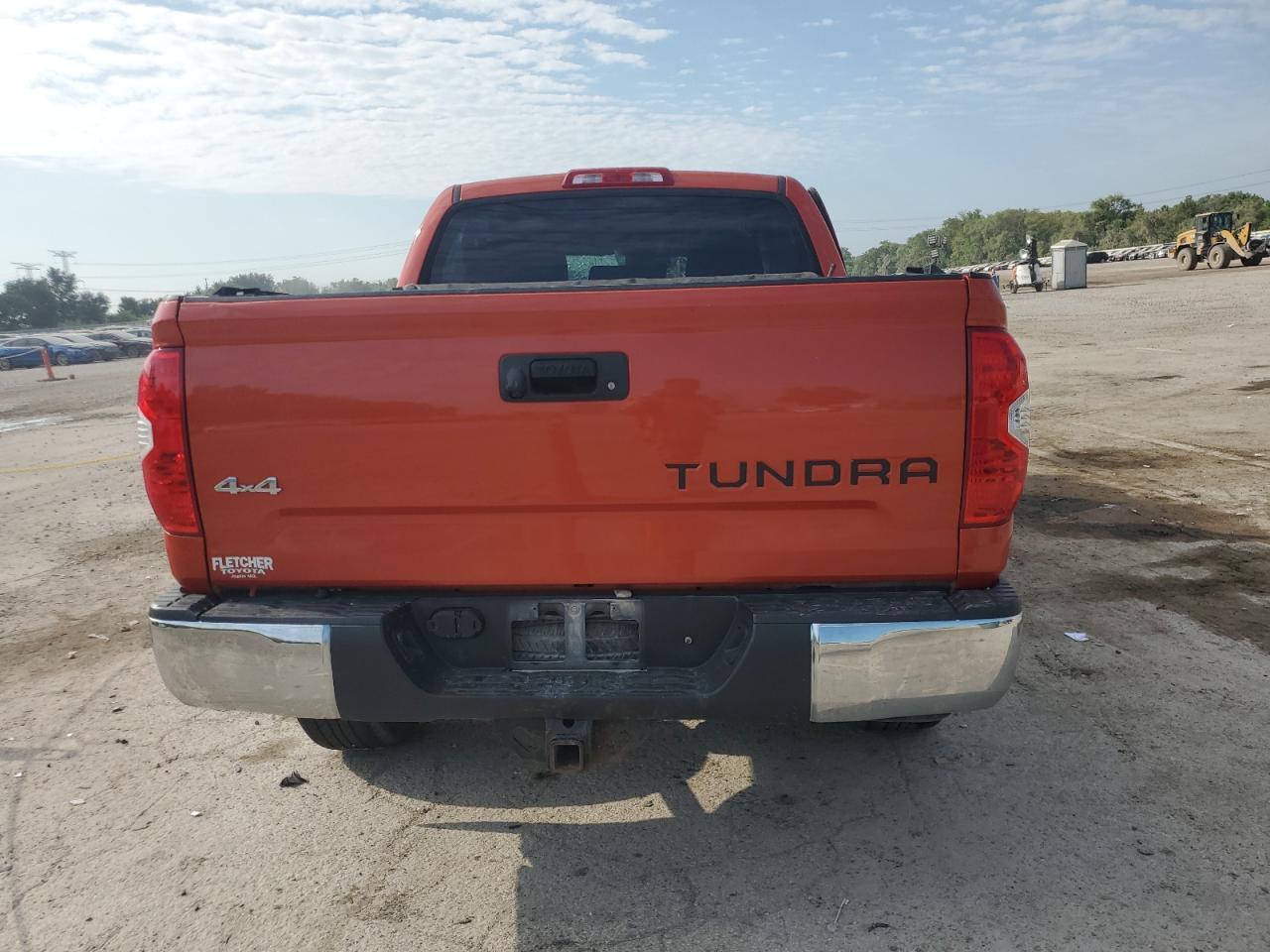 2018 TOYOTA TUNDRA