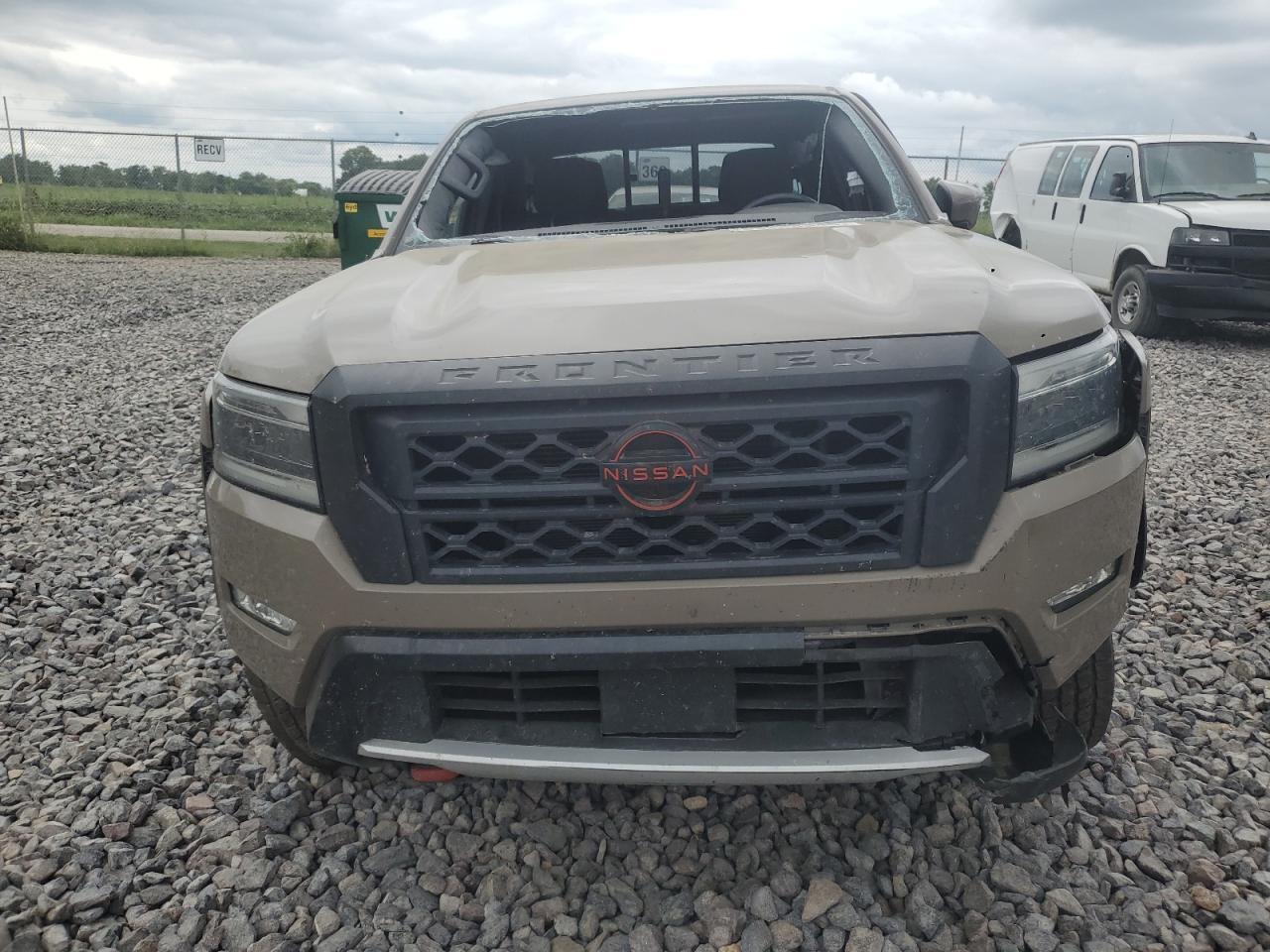 2022 NISSAN Frontier
