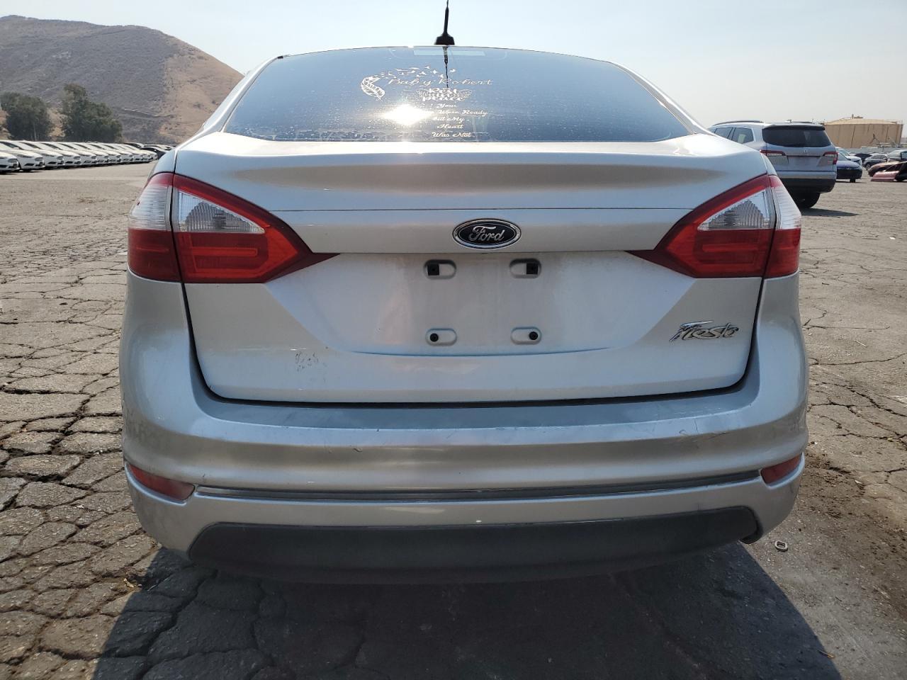 2015 FORD Fiesta
