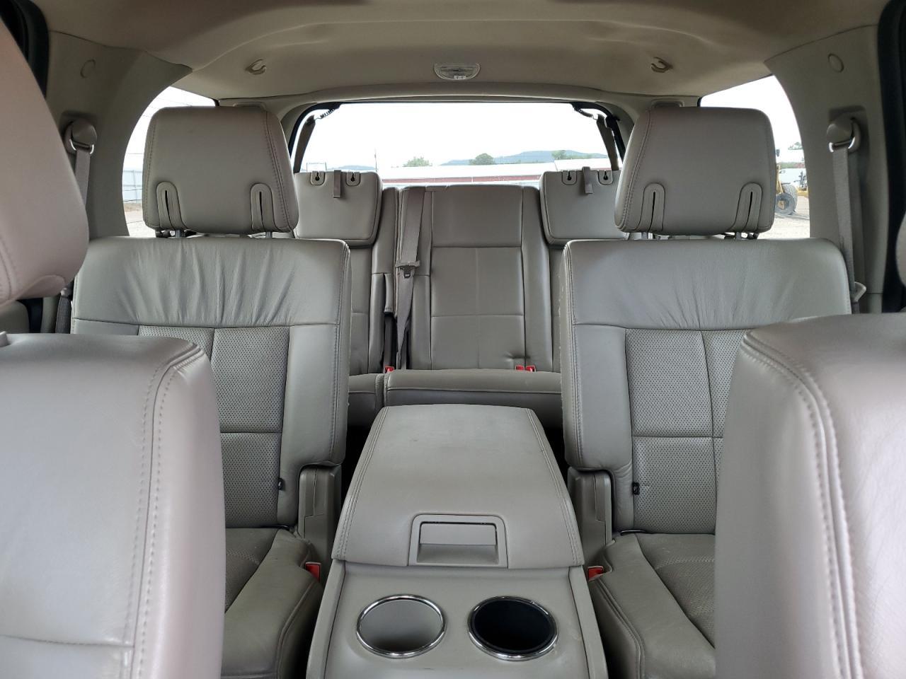 2011 LINCOLN Navigator