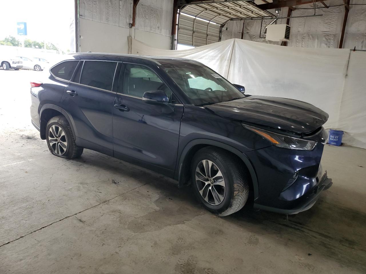 2022 TOYOTA HIGHLANDER
