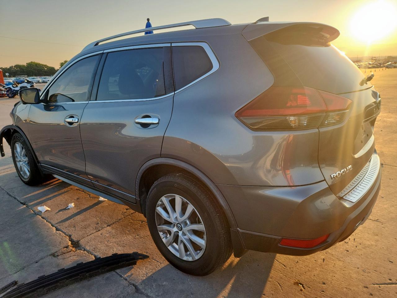 2018 NISSAN ROGUE