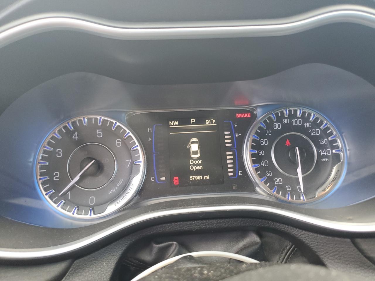2015 CHRYSLER 200