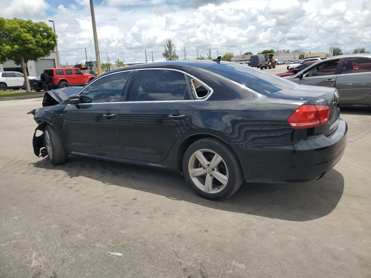 2015 VOLKSWAGEN Passat