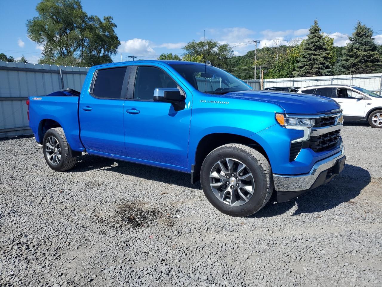 2025 CHEVROLET Silverado