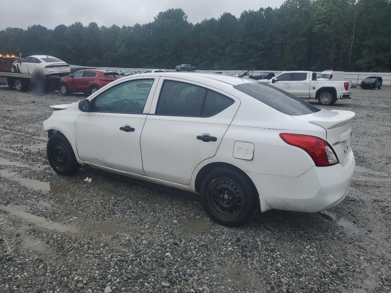 2014 NISSAN VERSA