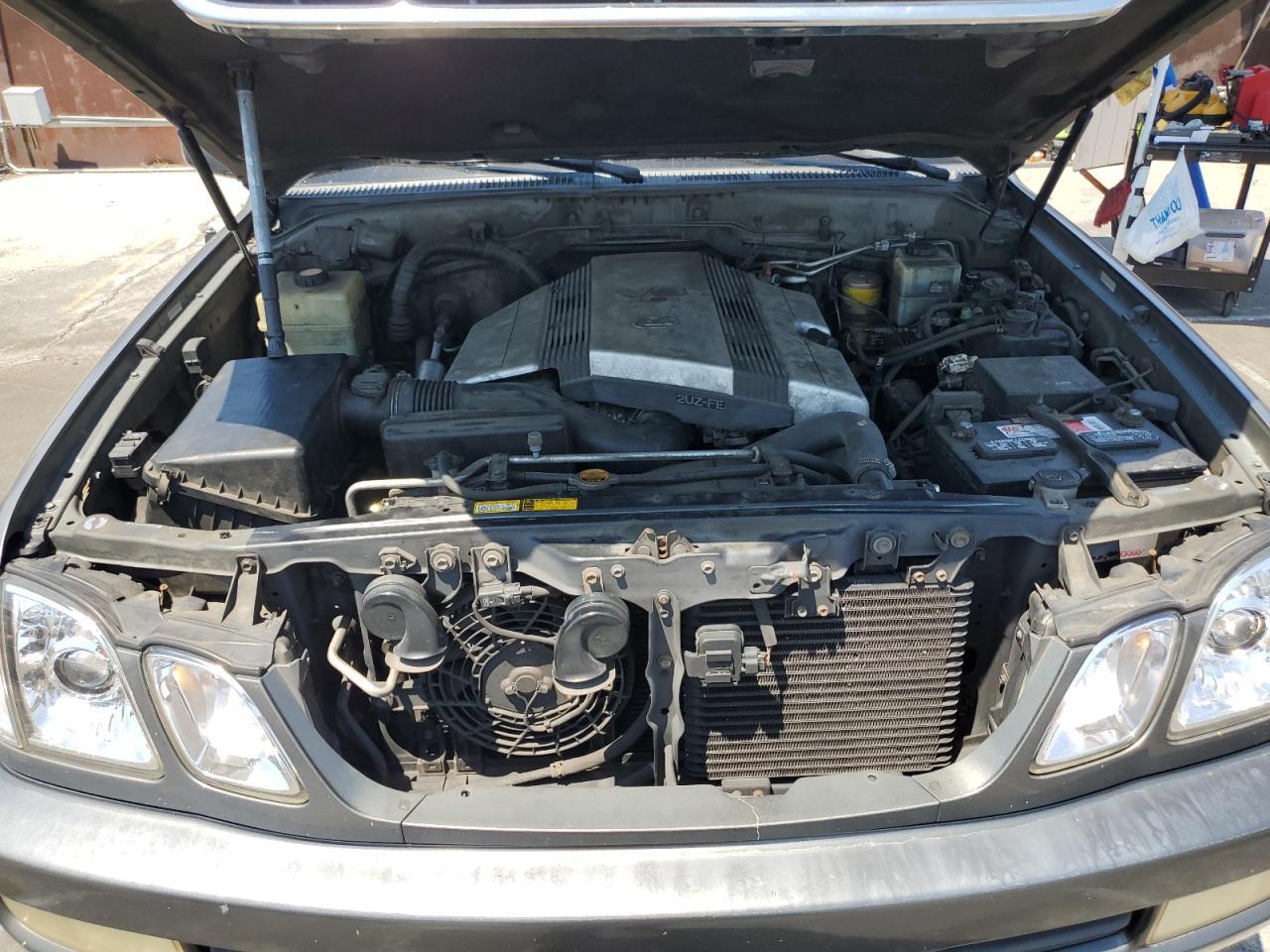 2001 LEXUS Lx 470
