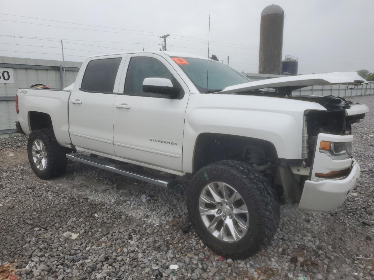 2017 CHEVROLET Silverado