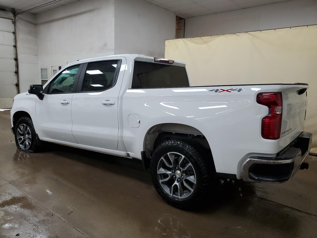 2025 CHEVROLET Silverado